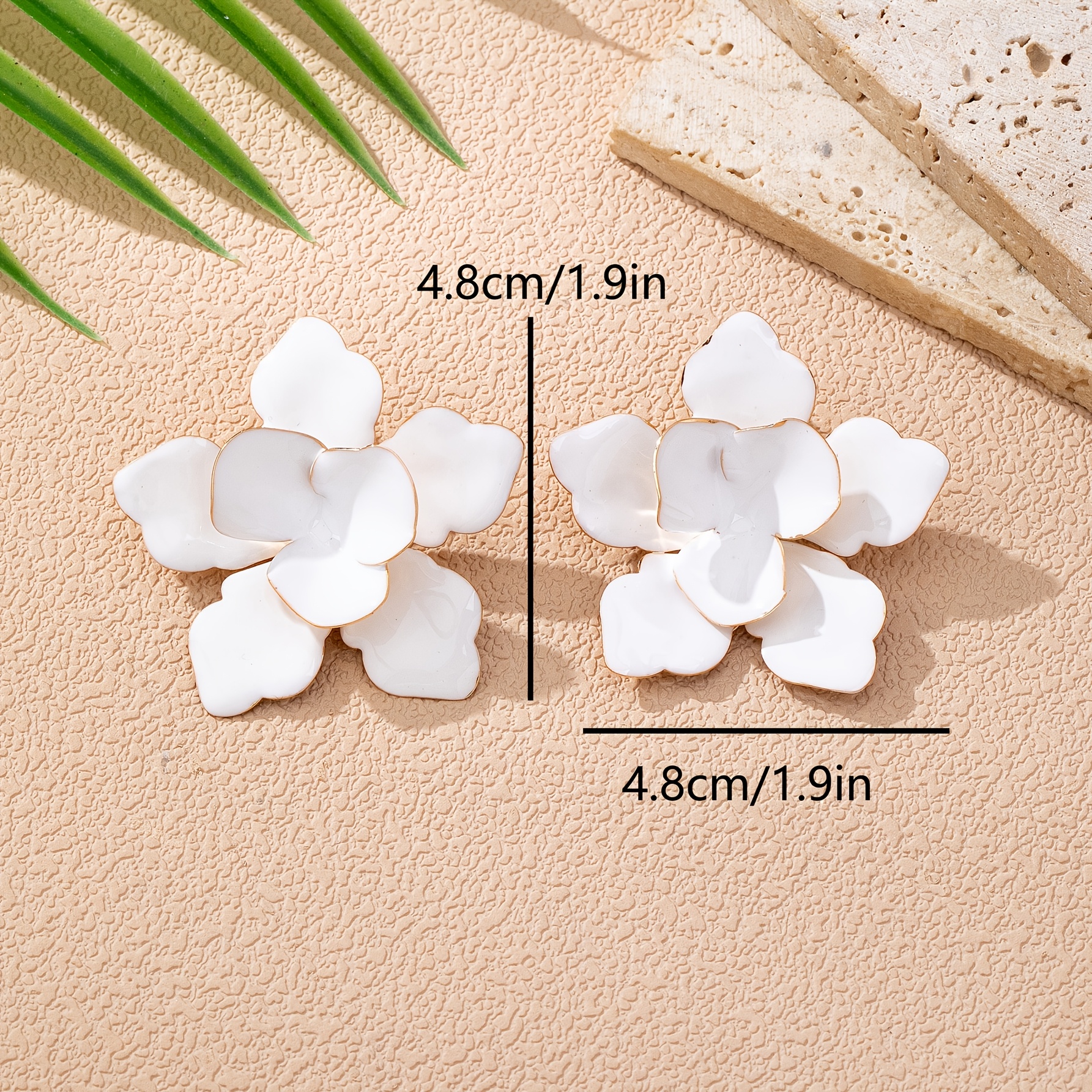 2pcs Colorful Glazed Geometric Flower Stud Earrings Set